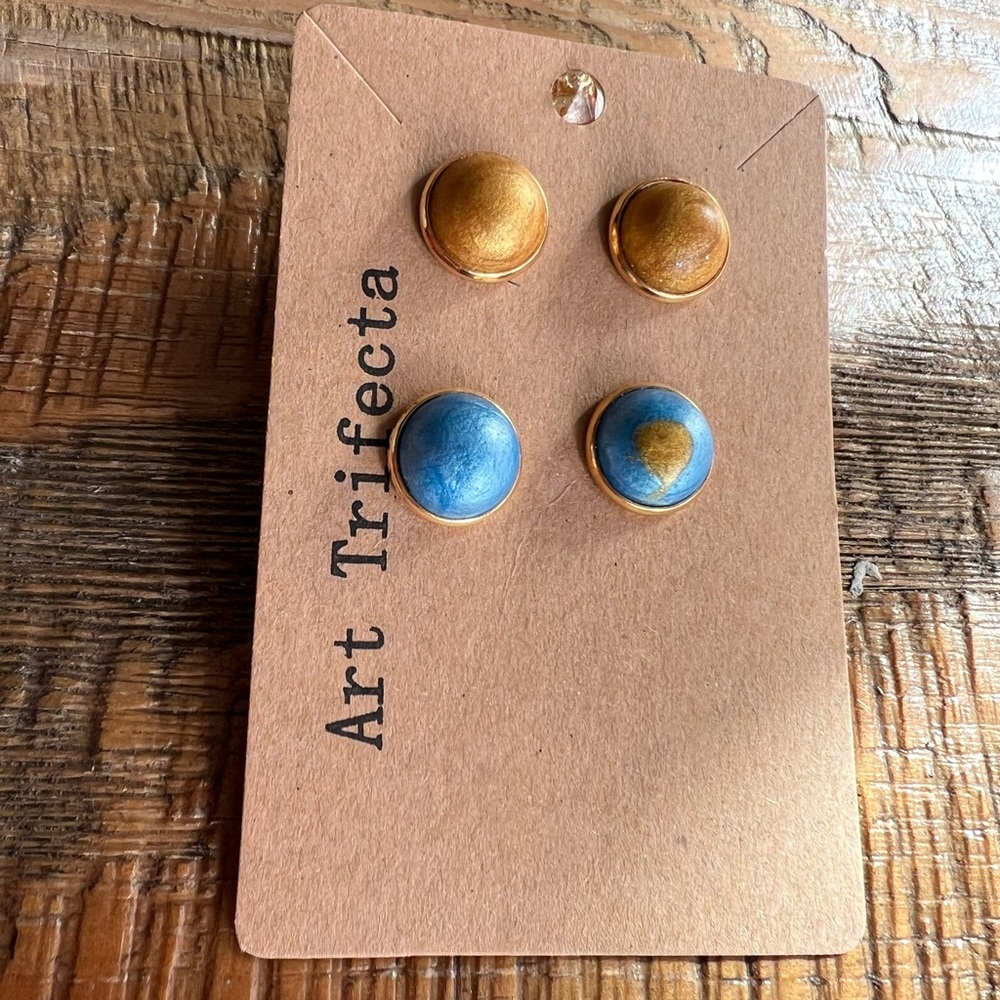 Dual Tone Dome Stud Earrings – ArtTrifecta Handmade Set